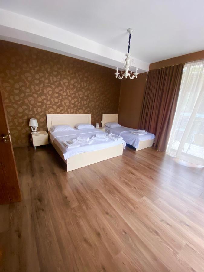 Borjomi Central Hotell Eksteriør bilde