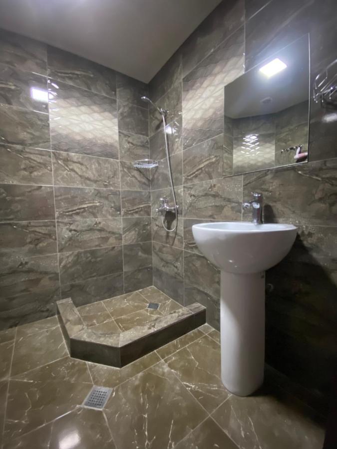 Borjomi Central Hotell Eksteriør bilde