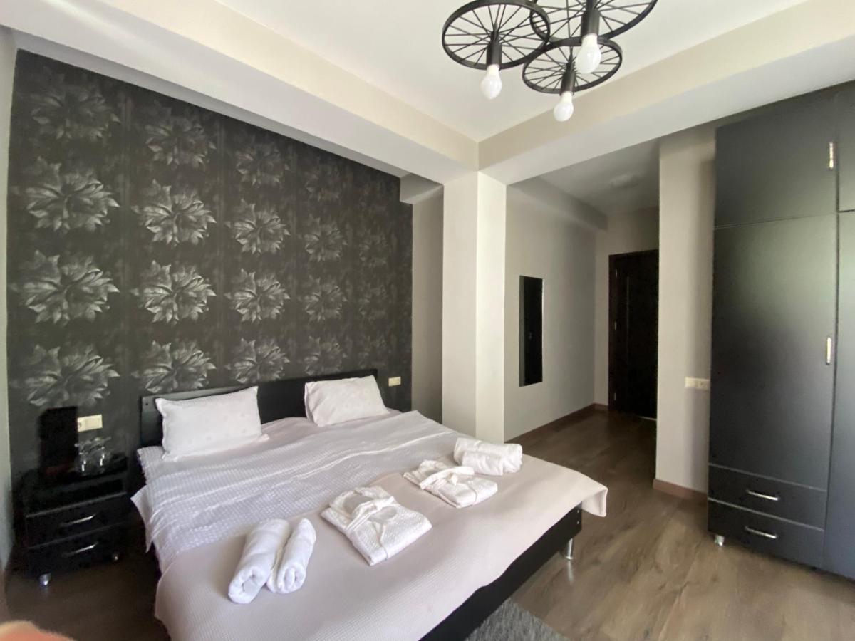 Borjomi Central Hotell Eksteriør bilde