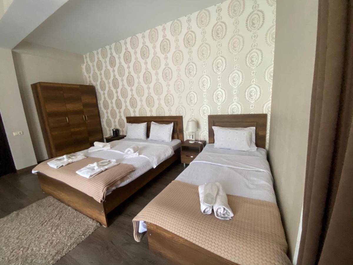 Borjomi Central Hotell Eksteriør bilde