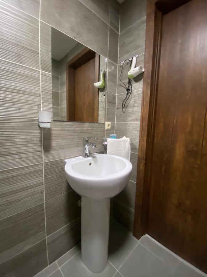 Borjomi Central Hotell Eksteriør bilde