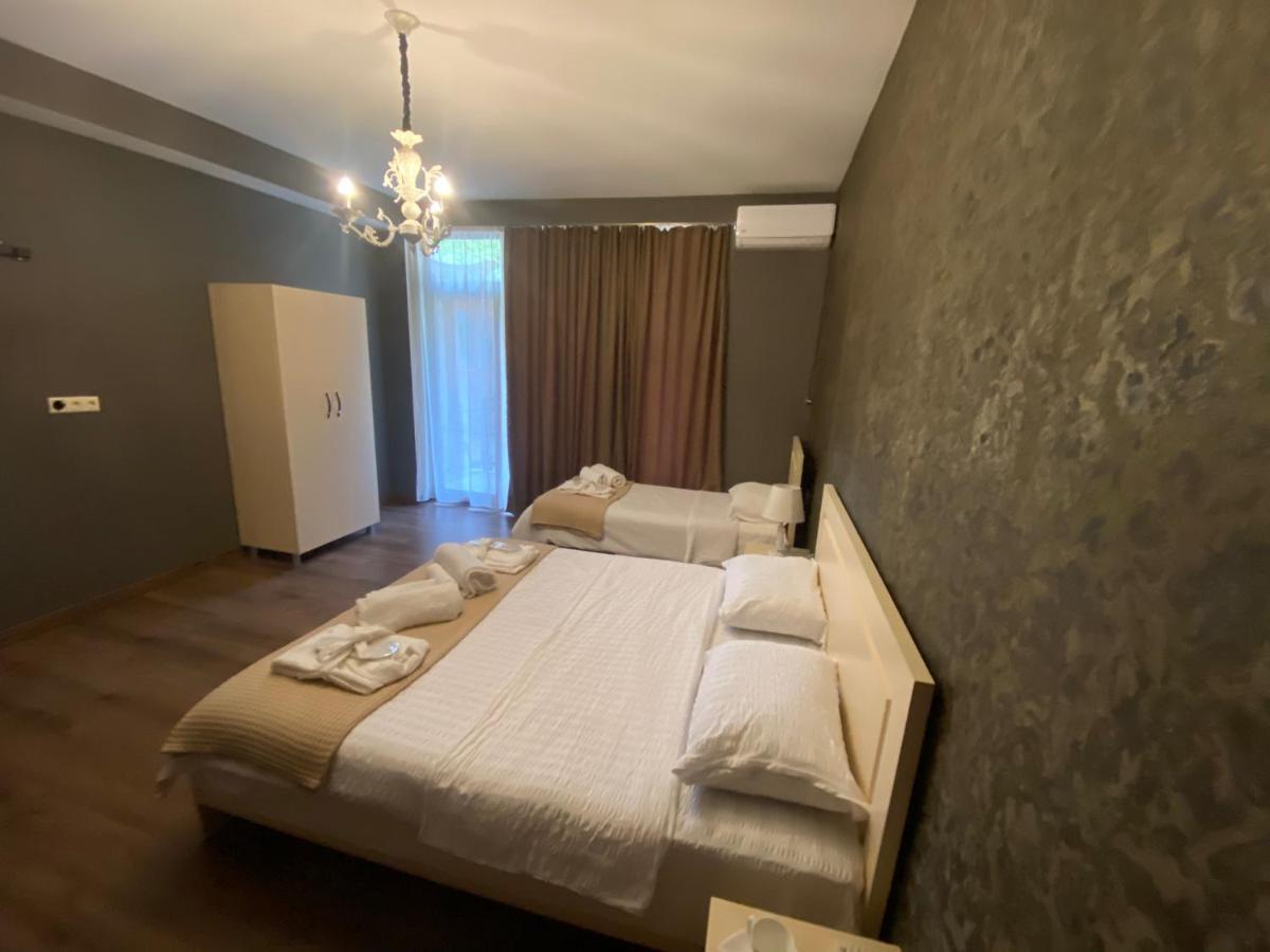 Borjomi Central Hotell Eksteriør bilde