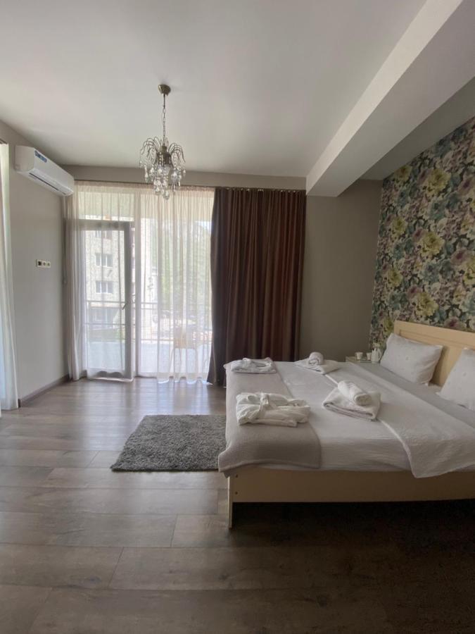Borjomi Central Hotell Eksteriør bilde